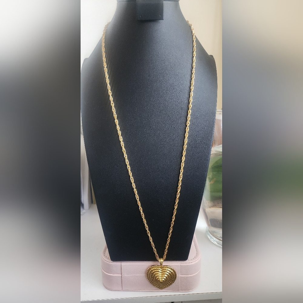 Gold Tone Heart Pendant Necklace